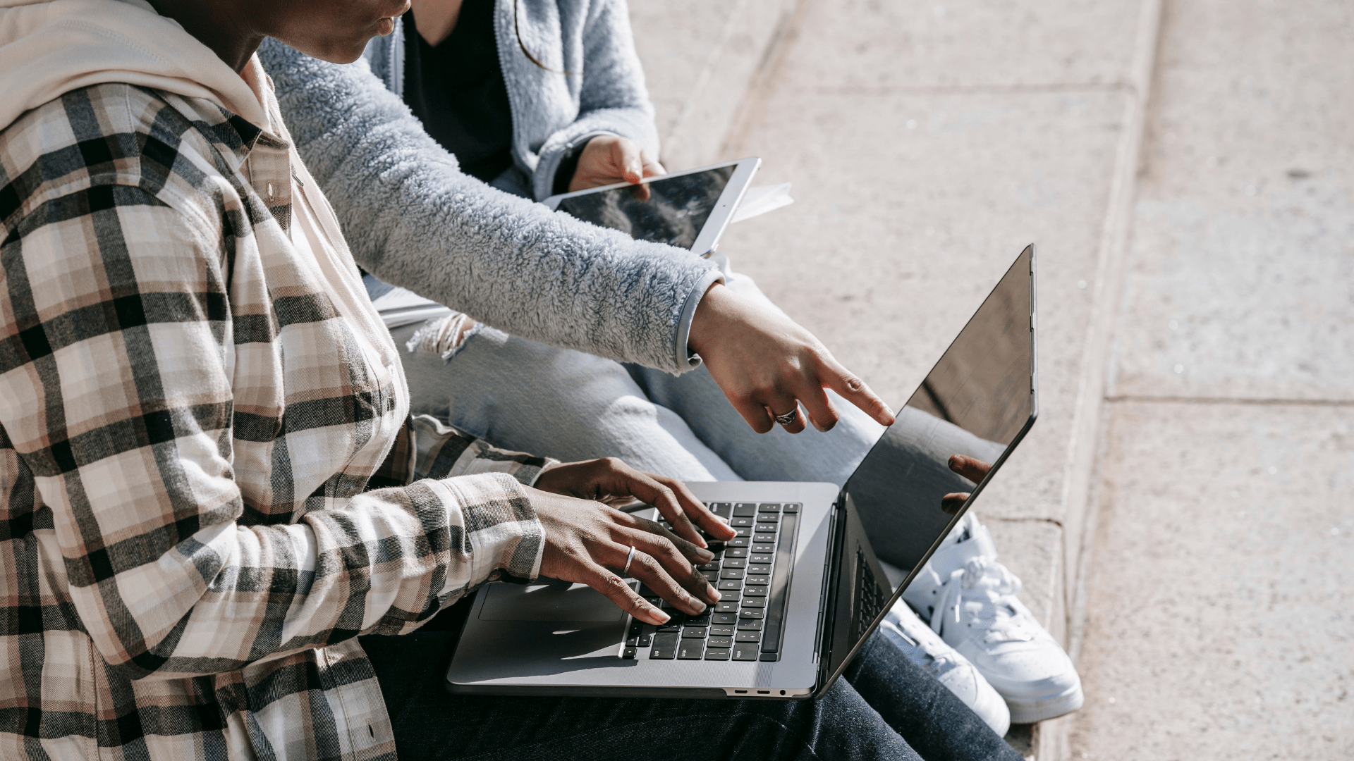 students working on a computer